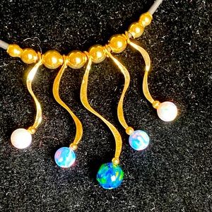 Harry Mason Opal SunRay 3 color opal 16 “ necklace.